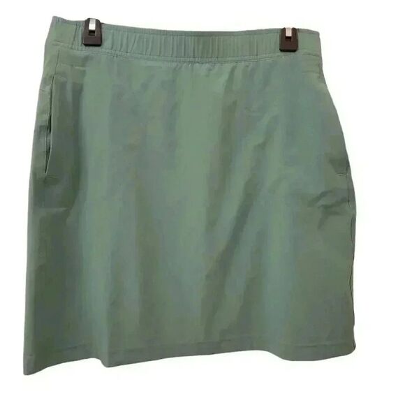 Eddie Bauer Women's Green Poly/Spandex Christine Skort - Picture 9 of 13